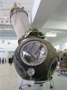 musée Energia à Moscow, vient du très beau site http://www.buran-energia.com/blog / pour l'envol, le sas est plié, pour le retour le sas est éjecté dans le vide